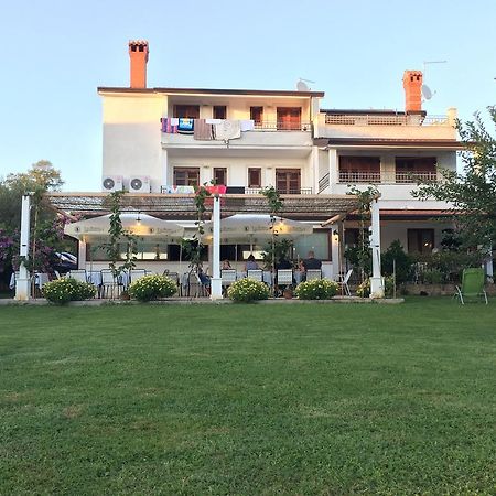 Vera Bed And Breakfast Valizza Esterno foto