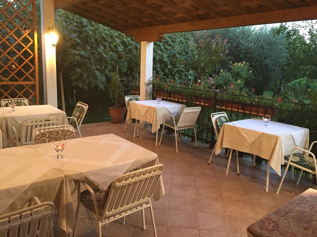 Vera Bed And Breakfast Valizza Esterno foto