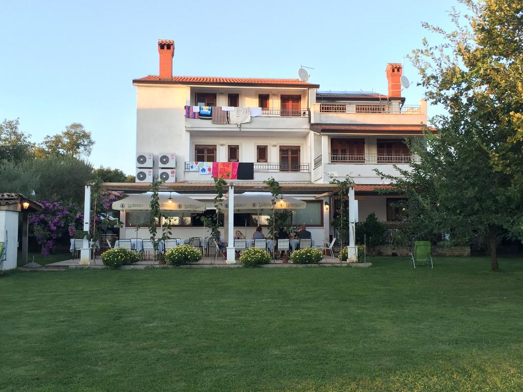 Vera Bed And Breakfast Valizza Esterno foto